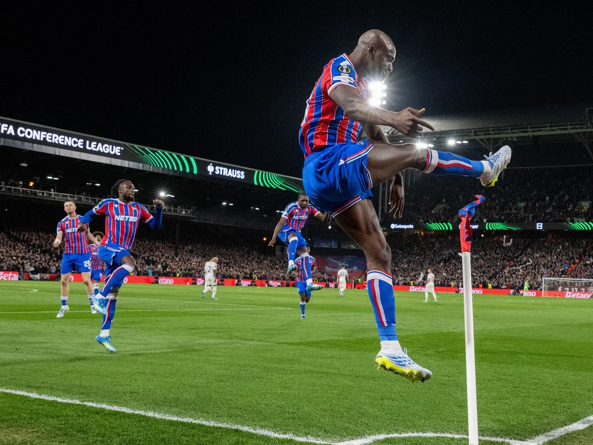 Soi kèo Shakhtar Donetsk vs Crystal Palace - Lượt đi bán kết Conference League